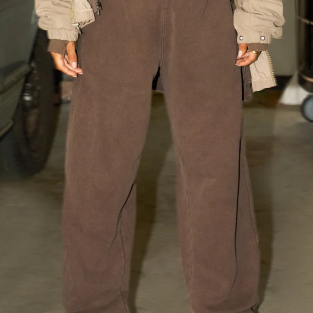 Joah Brown Oversized straight leg jogger size XS/S Chocolate Corduroy Trousers
